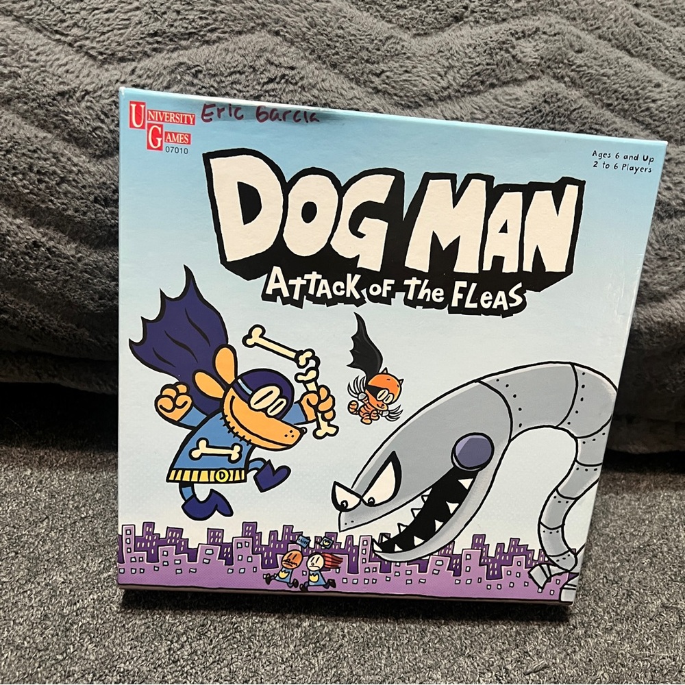 Dog Man Attack of the Fleas Board Game - University Games - 100% Complete